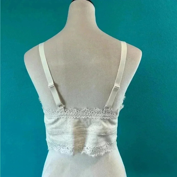 New with tags aerie RIBBED EYELASH LACE TRIM
LONGLINE beige bralette top - Picture 4 of 8